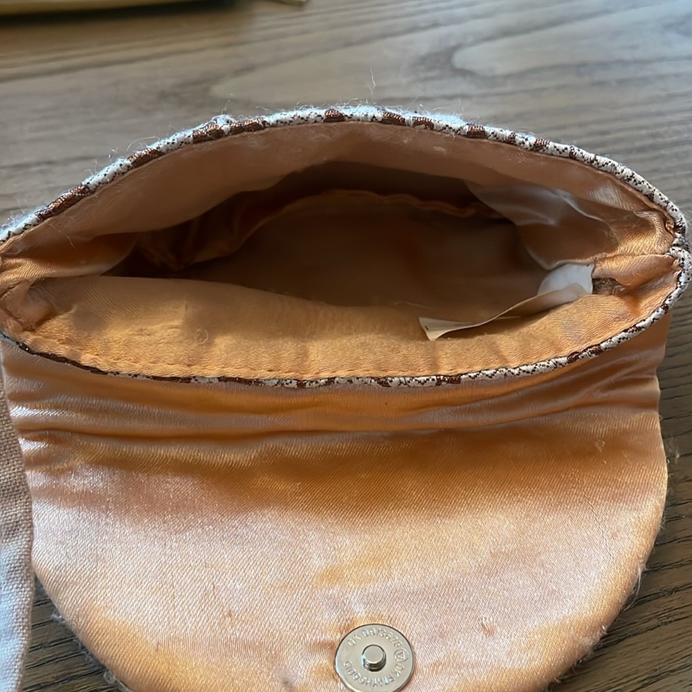 Rose gold beaded clutch - Picture 3 of 3